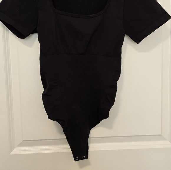 3‎ Pack of Women's Bodysuits Size Small - Picture 10 of 10
